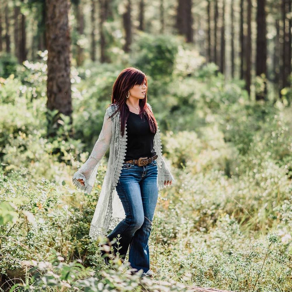 Meet your Posher, Leanna